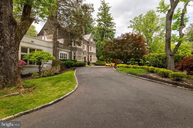 1670 CLOVERLY, Jenkintown, PA 19046