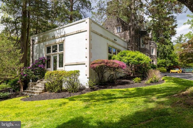 1670 CLOVERLY, Jenkintown, PA 19046