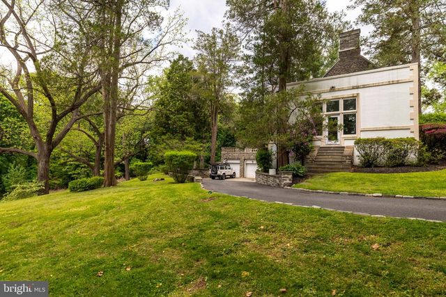 1670 CLOVERLY, Jenkintown, PA 19046