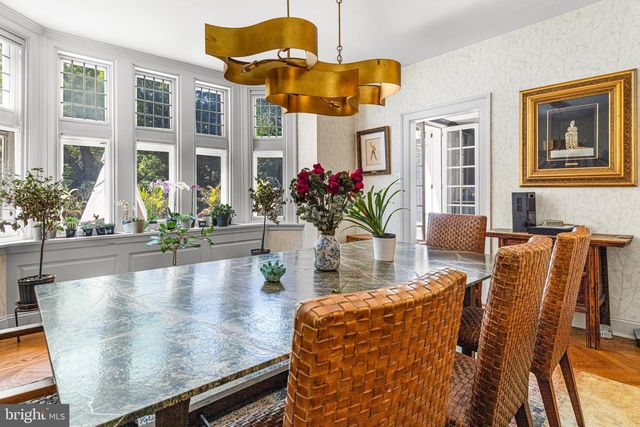 1670 CLOVERLY, Jenkintown, PA 19046