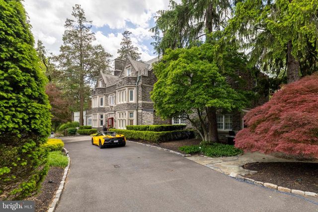 1670 CLOVERLY, Jenkintown, PA 19046