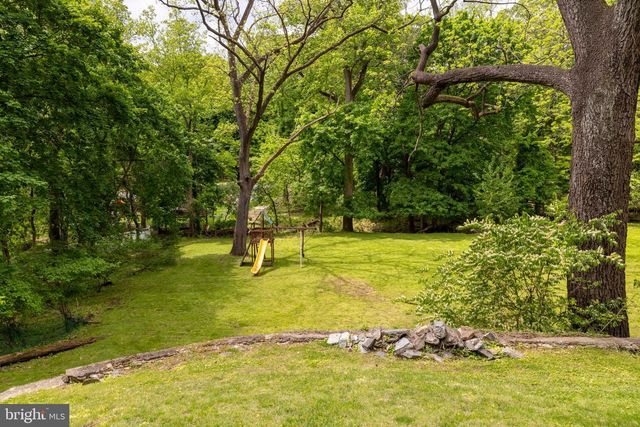 1670 CLOVERLY, Jenkintown, PA 19046