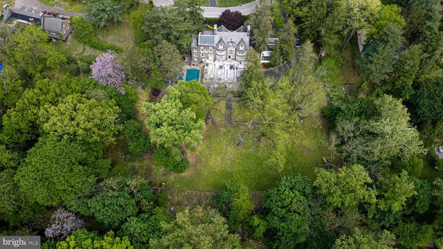 1670 CLOVERLY, Jenkintown, PA 19046