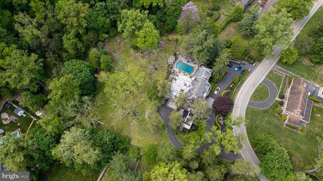 1670 CLOVERLY, Jenkintown, PA 19046