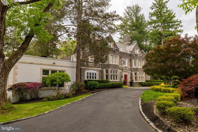 1670 CLOVERLY, Jenkintown, PA 19046