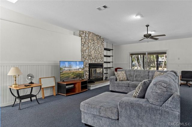 1680 SE 2nd Court, Crystal River, FL 34429