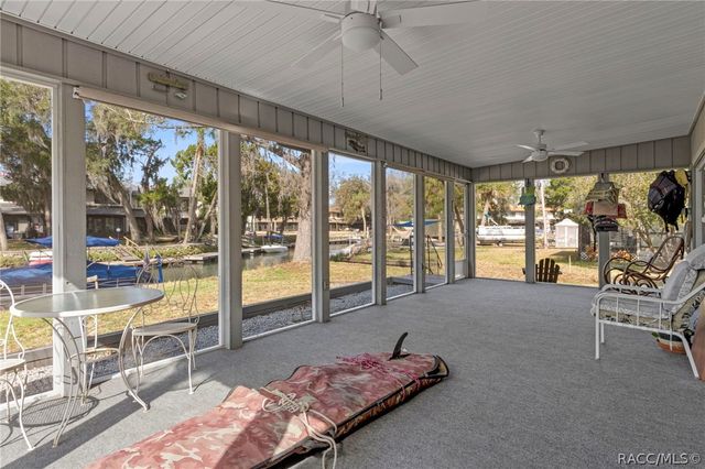 1680 SE 2nd Court, Crystal River, FL 34429