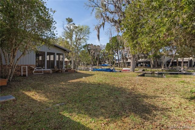 1680 SE 2nd Court, Crystal River, FL 34429