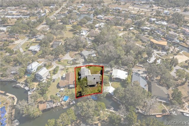 1680 SE 2nd Court, Crystal River, FL 34429