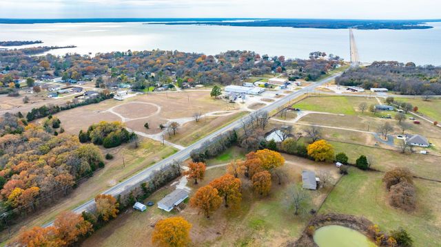 575 State Highway 276, Point, TX 75472