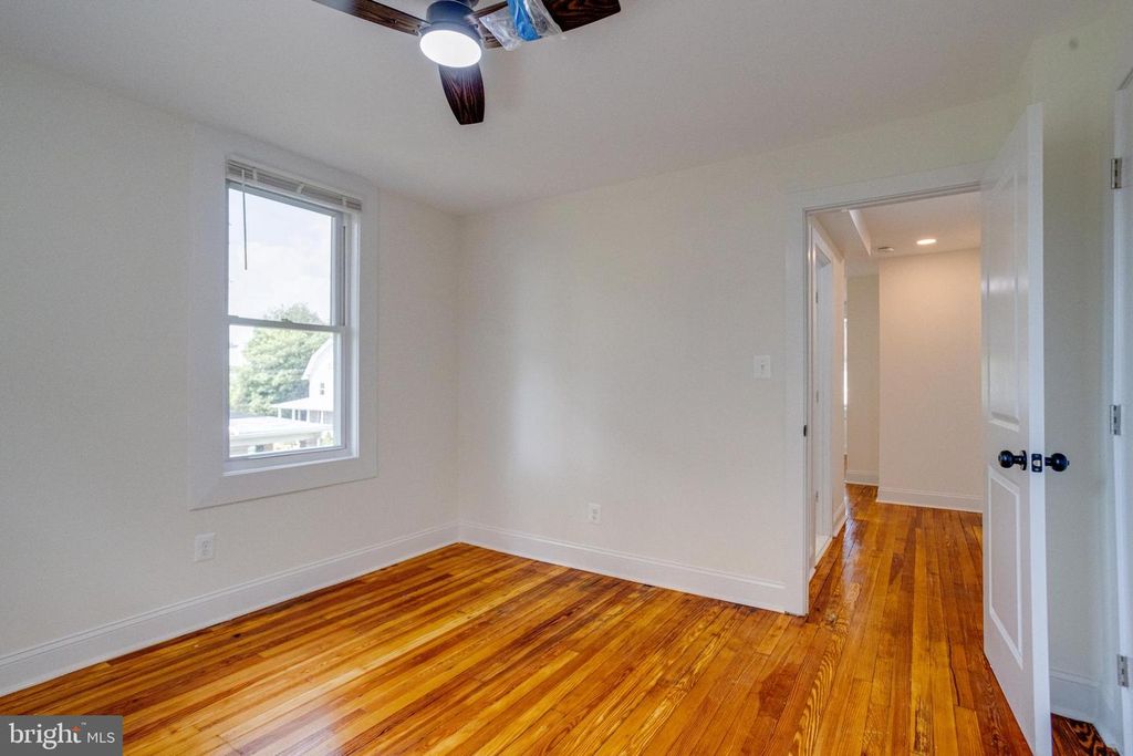Image 42 of property listing at 3105 EVERGREEN AVE, Baltimore, MD 21214