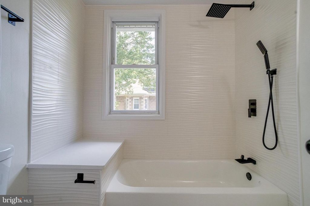 Image 51 of property listing at 3105 EVERGREEN AVE, Baltimore, MD 21214