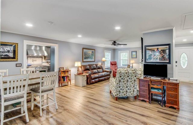 364 Ridgewood Drive, Hartwell, GA 30643