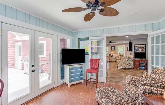 364 Ridgewood Drive, Hartwell, GA 30643