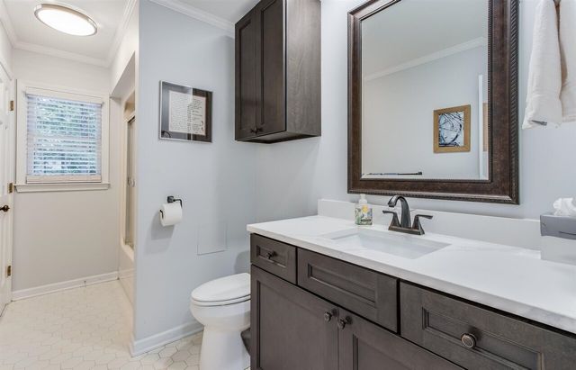 364 Ridgewood Drive, Hartwell, GA 30643