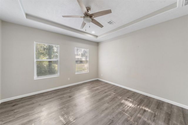 182 Yaupon Creek, Onalaska, TX 77360