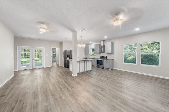 182 Yaupon Creek, Onalaska, TX 77360