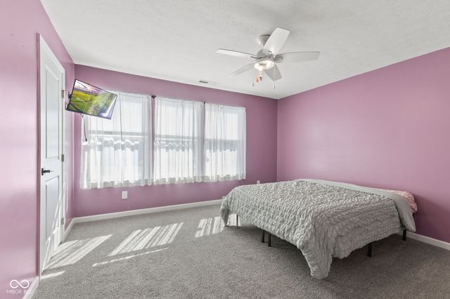 7146 W Stone Pass, New Palestine, IN 46163