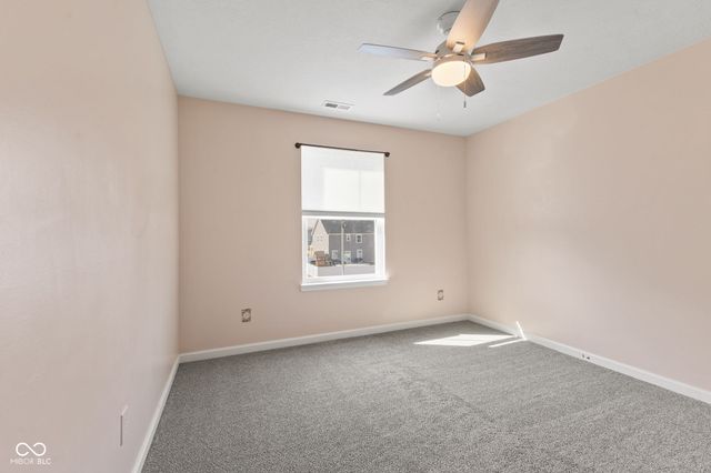 7146 W Stone Pass, New Palestine, IN 46163