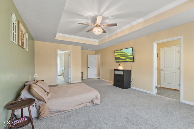 7146 W Stone Pass, New Palestine, IN 46163