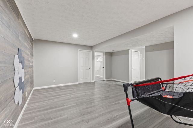 7146 W Stone Pass, New Palestine, IN 46163