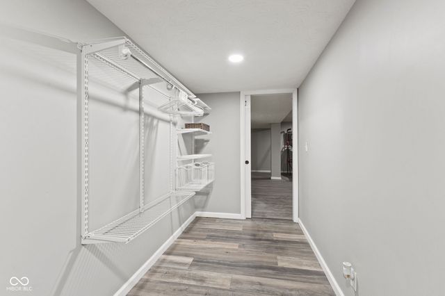 7146 W Stone Pass, New Palestine, IN 46163