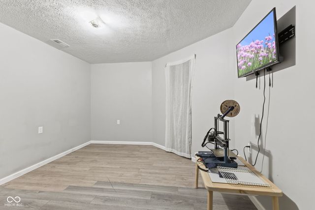 7146 W Stone Pass, New Palestine, IN 46163