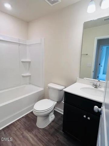 851 Mckenzie Park Terrace, Wendell, NC 27591