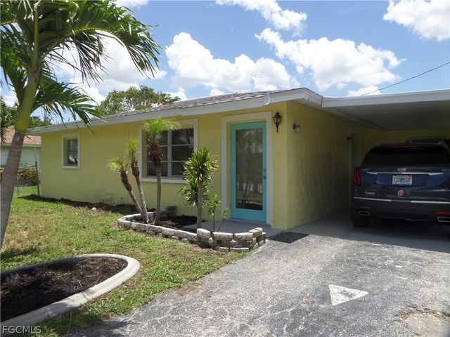 3960 Northside CIR, North Fort Myers, FL 33903