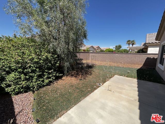 78568 Glastonbury Way, Palm Desert, CA 92211