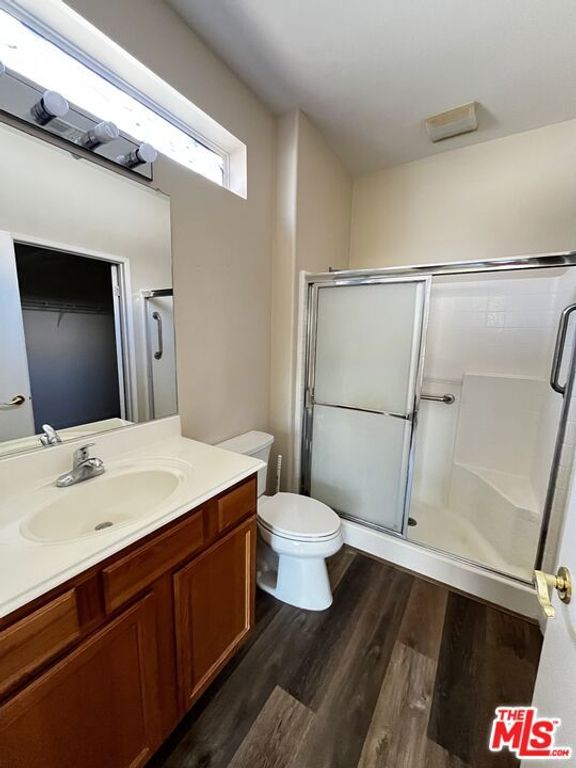 Image 13 of property listing at 78568 Glastonbury Way, Palm Desert, CA 92211