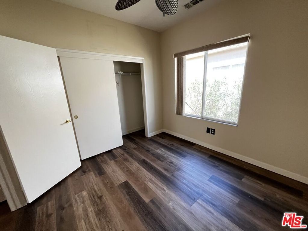 Image 16 of property listing at 78568 Glastonbury Way, Palm Desert, CA 92211