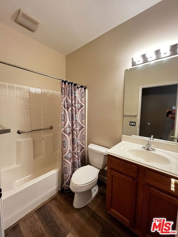 Image 17 of property listing at 78568 Glastonbury Way, Palm Desert, CA 92211