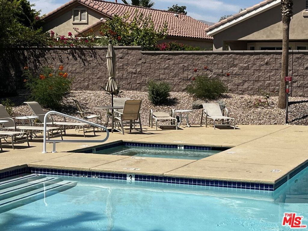 Image 33 of property listing at 78568 Glastonbury Way, Palm Desert, CA 92211
