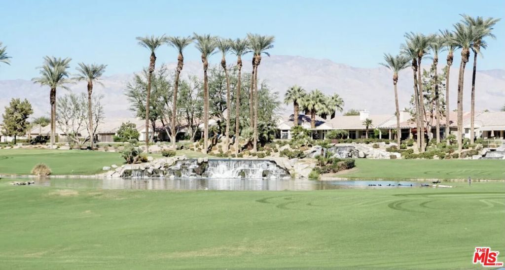 Image 39 of property listing at 78568 Glastonbury Way, Palm Desert, CA 92211