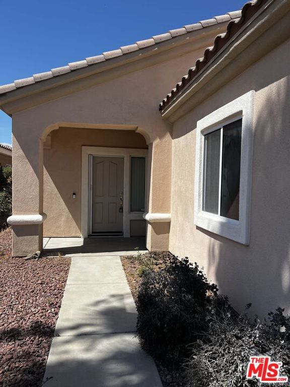 Image 4 of property listing at 78568 Glastonbury Way, Palm Desert, CA 92211
