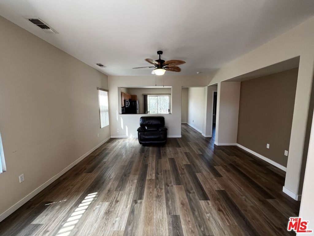 Image 5 of property listing at 78568 Glastonbury Way, Palm Desert, CA 92211