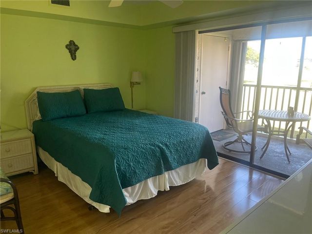 7406 Lake Breeze DR # 218, Fort Myers, FL 33907