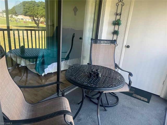 7406 Lake Breeze DR # 218, Fort Myers, FL 33907