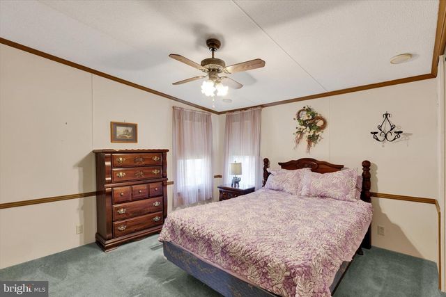 102 THRUSH CT S, Lancaster, PA 17603