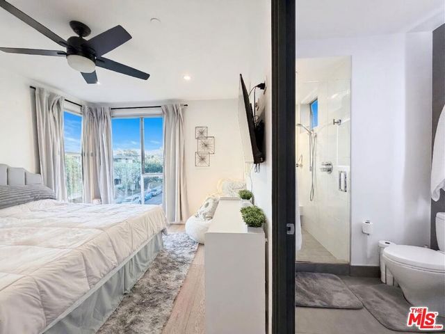 7198 Formosa Fusion Court, Los Angeles, CA 90046