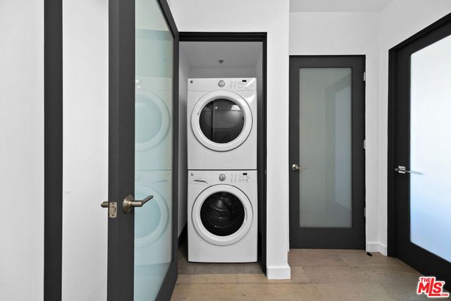 7198 Formosa Fusion Court, Los Angeles, CA 90046