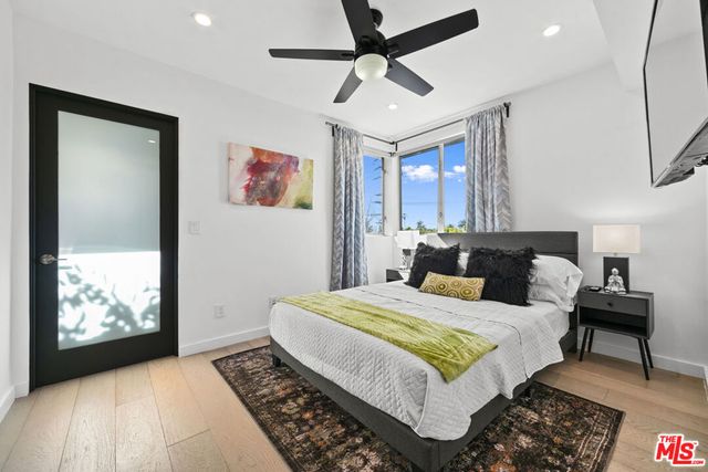 7198 Formosa Fusion Court, Los Angeles, CA 90046