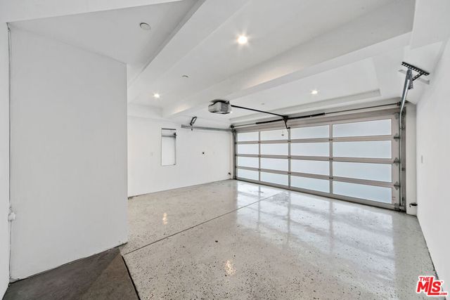 7198 Formosa Fusion Court, Los Angeles, CA 90046