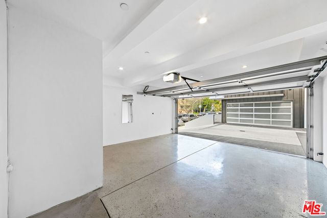 7198 Formosa Fusion Court, Los Angeles, CA 90046