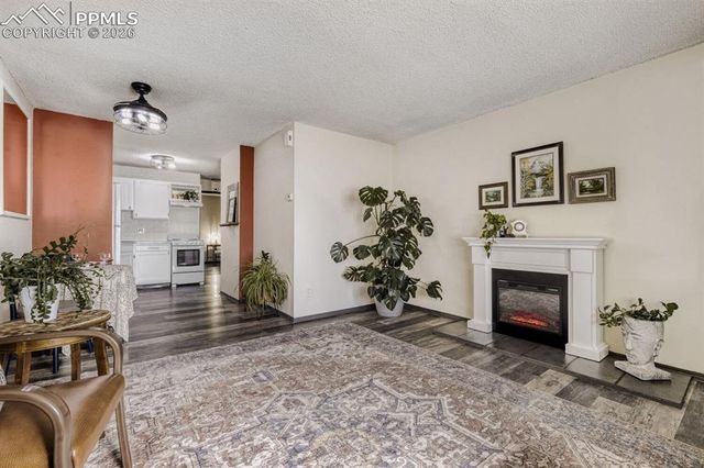 6414 Village Lane, Colorado Springs, CO 80918