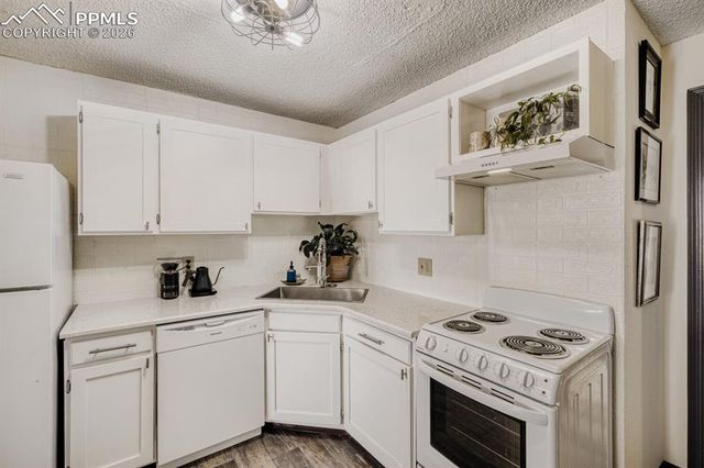 6414 Village Lane, Colorado Springs, CO 80918