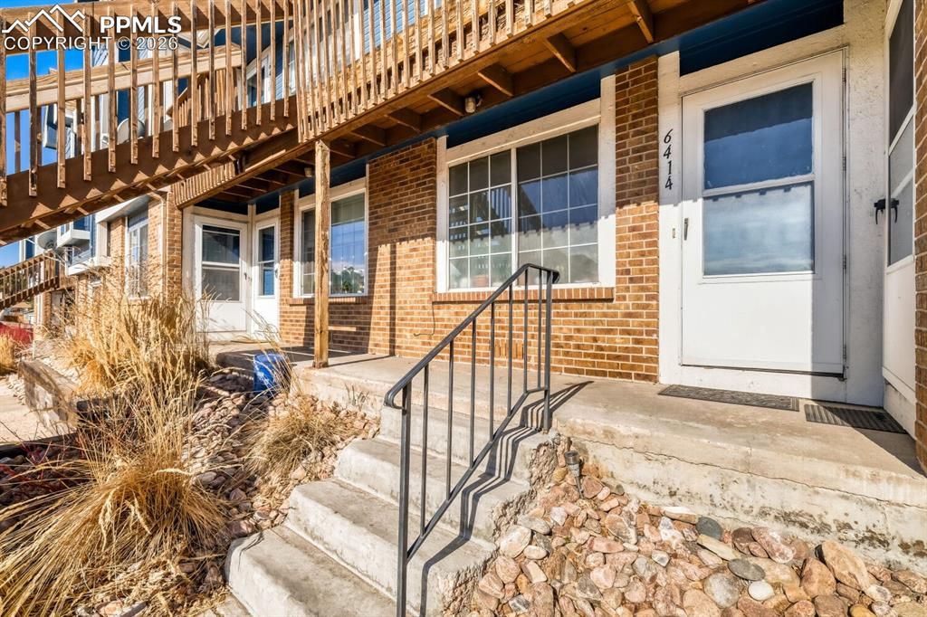 6414 Village Lane, Colorado Springs, CO 80918