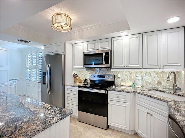 5770 MIDNIGHT PASS ROAD 301, Sarasota, FL 34242