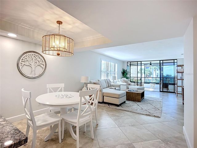 5770 MIDNIGHT PASS ROAD 301, Sarasota, FL 34242